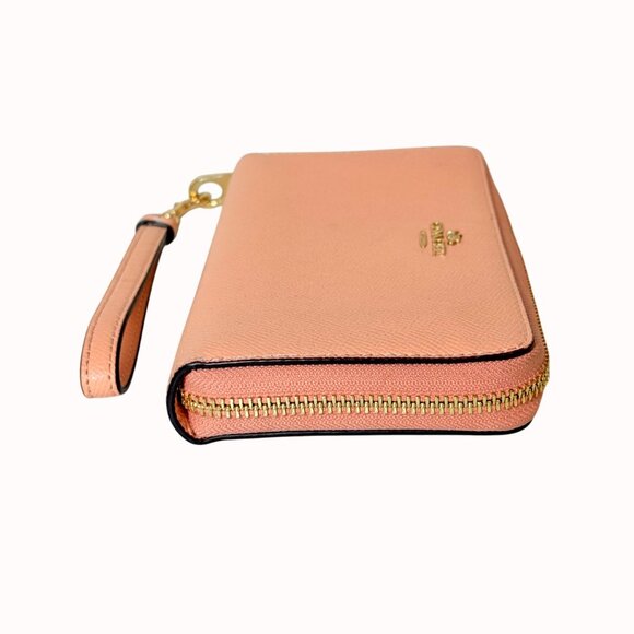 Coach Peach Leather Wristlet Wallet With Gold Hardware Zip Around Closure - Picture 16 of 16
